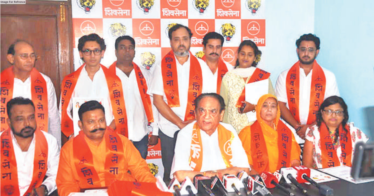 Shiv Sena to fight on all 200 seats in State: Singhvi